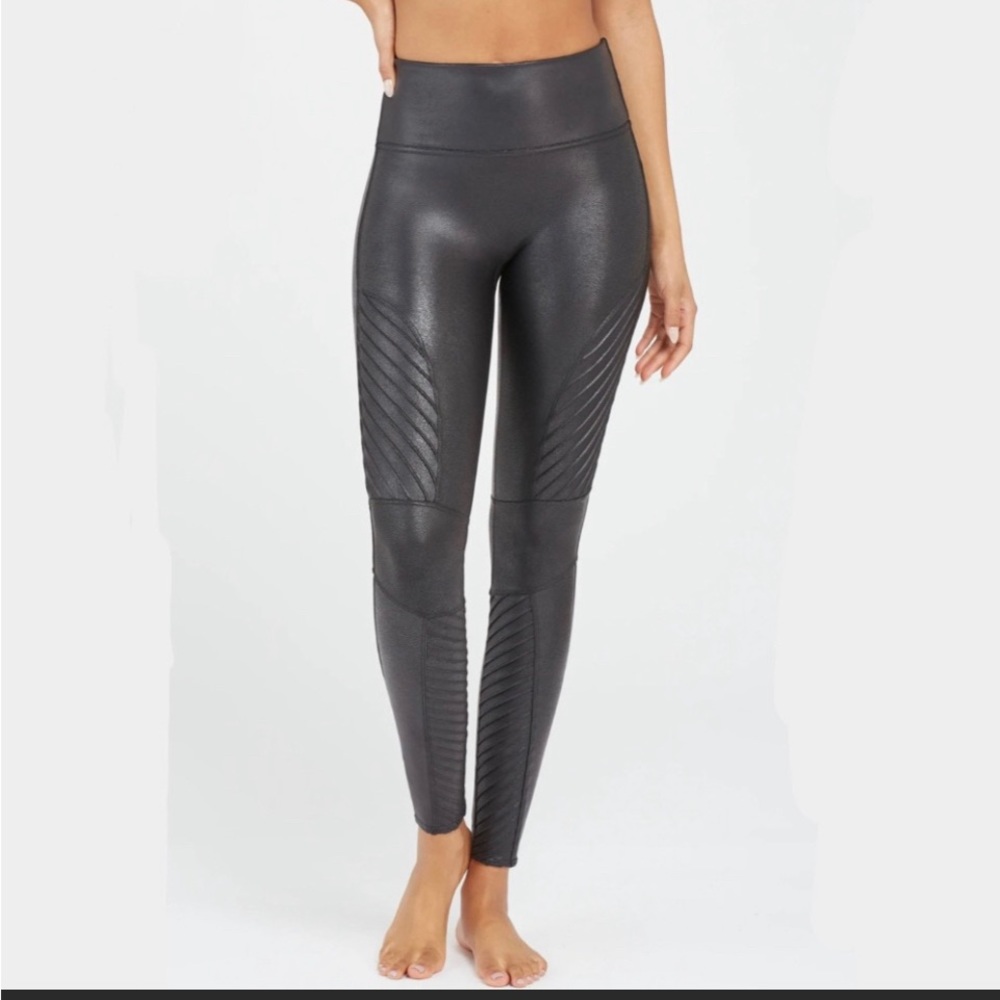 Spanx Small Petite Faux Leather Moto leggings slimming Shapewear Size S